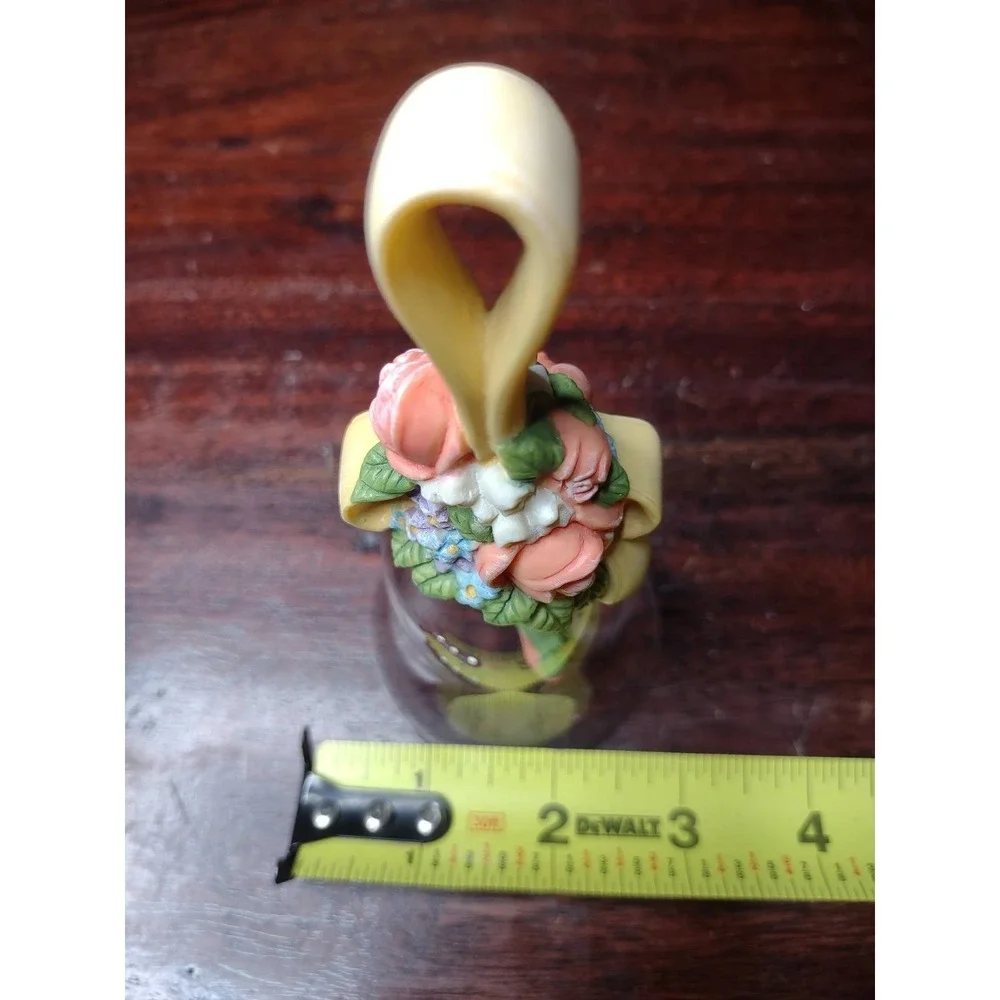 Vintage 1989 Avon FLORAL BOUQUET CRYSTAL BELL
